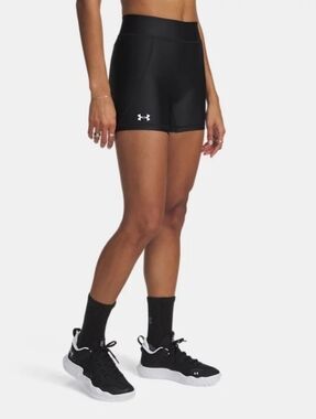 BNWT Under Armour Women's 4" Short Black Mid-Rise Bike/Compression Shorts